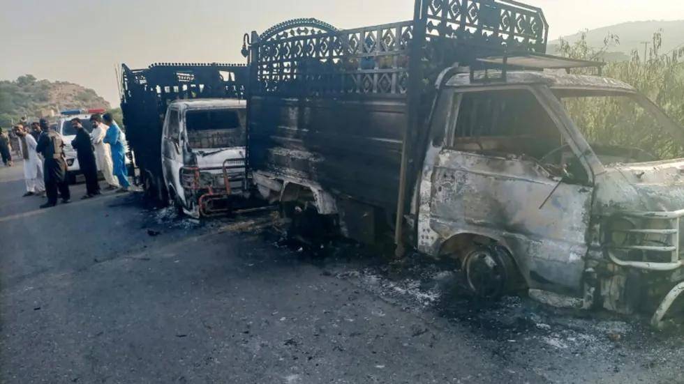 皇冠信用网出租足球_印度航母行踪曝光!180度掉头返航皇冠信用网出租足球,这是在躲巴基斯坦的导弹吗?