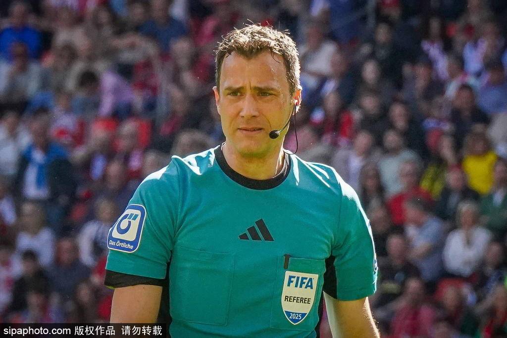 皇冠信用网账号开通_争议皇冠信用网账号开通!德国劣迹裁判吹罚巴黎战阿森纳 曾因打假球被停赛
