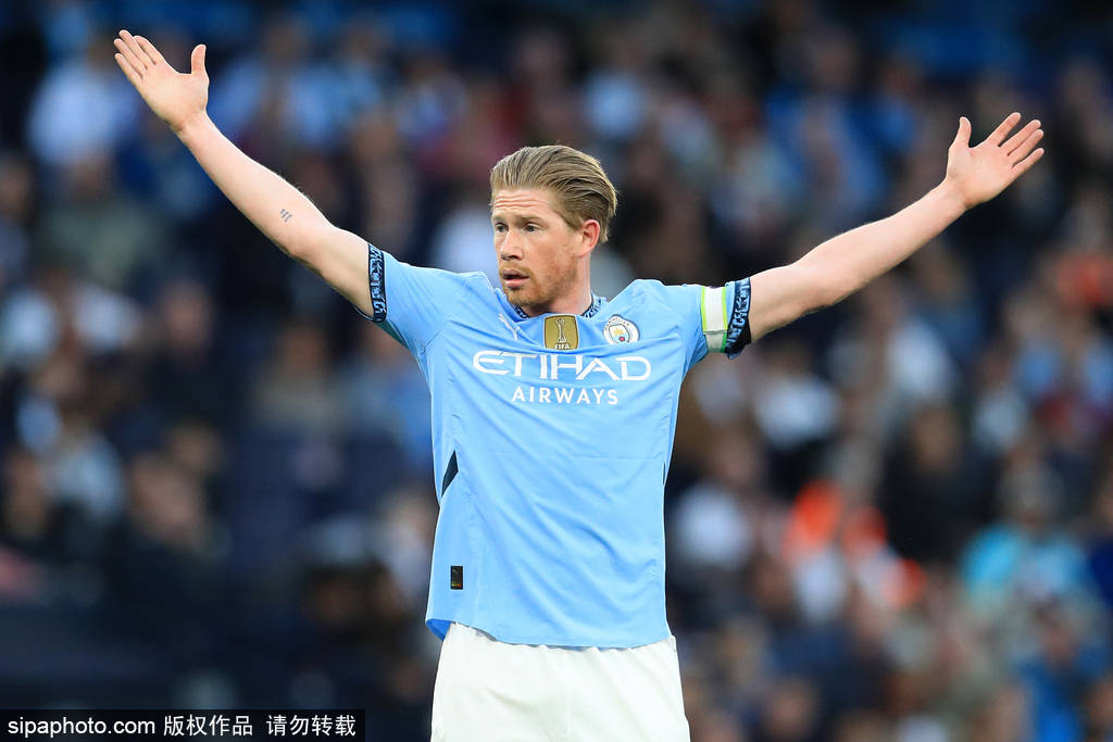 皇冠正网_观战台：巴萨火拼皇马定乾坤 红军斗枪手+蓝军争5大战