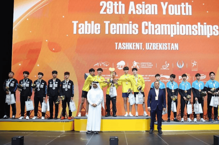 日本J1联赛_恭喜国乒一夜三冠！陈垣宇对决张本智和日本J1联赛，石洵瑶迎战大藤沙月