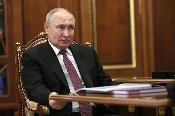 怎么申请皇冠信用网_特朗普同意怎么申请皇冠信用网，对中印加税500%！美议员大放厥词，这事跟普京有关？