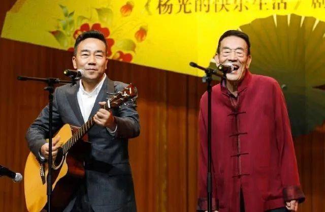 加纳足球联赛
_助理曝光杨少华死亡原因!吃淀粉肠是去世前3天拍的加纳足球联赛
,并非临终当天卖货