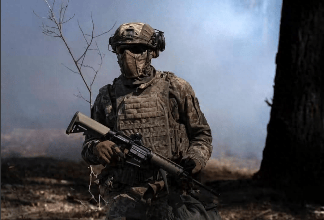 皇冠信用网足球代理_俄军尖兵攻入红军城市中心皇冠信用网足球代理,40%街区展开巷战,数万乌军和西方军人被困