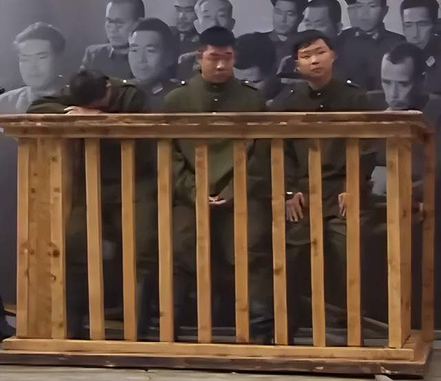 萨尔瓦多甲组联赛_离谱萨尔瓦多甲组联赛！俄罗斯把日本雇佣兵俘虏关笼子里游街示众？和中国有关系？