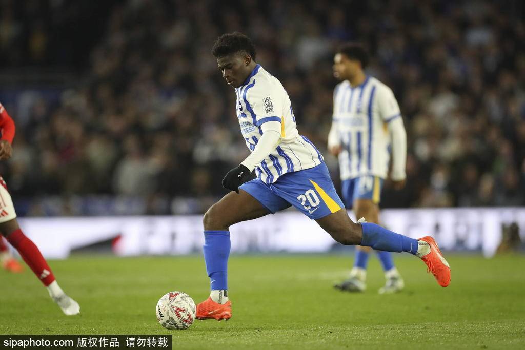 巴拉圭甲组联赛_6.665亿镑巴拉圭甲组联赛！曼联营收创纪录 冬窗有钱追巴莱巴补强中场