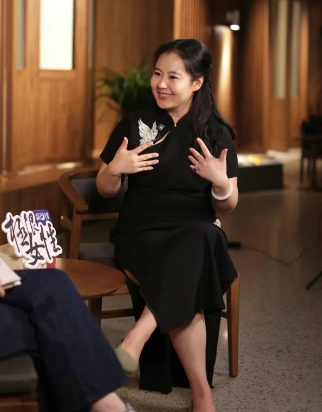 皇冠信用盘_与渐冻症抗争6年皇冠信用盘，妻子透露蔡磊近况：他已完全丧失语言能力，仅能吃流食