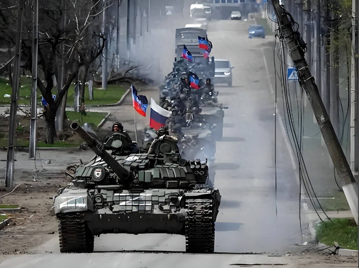 足球外围买球网站
_红军城沦陷!战况让人头皮发麻:乌军一边投降足球外围买球网站
,一边发起空降作战,上演送人头大戏