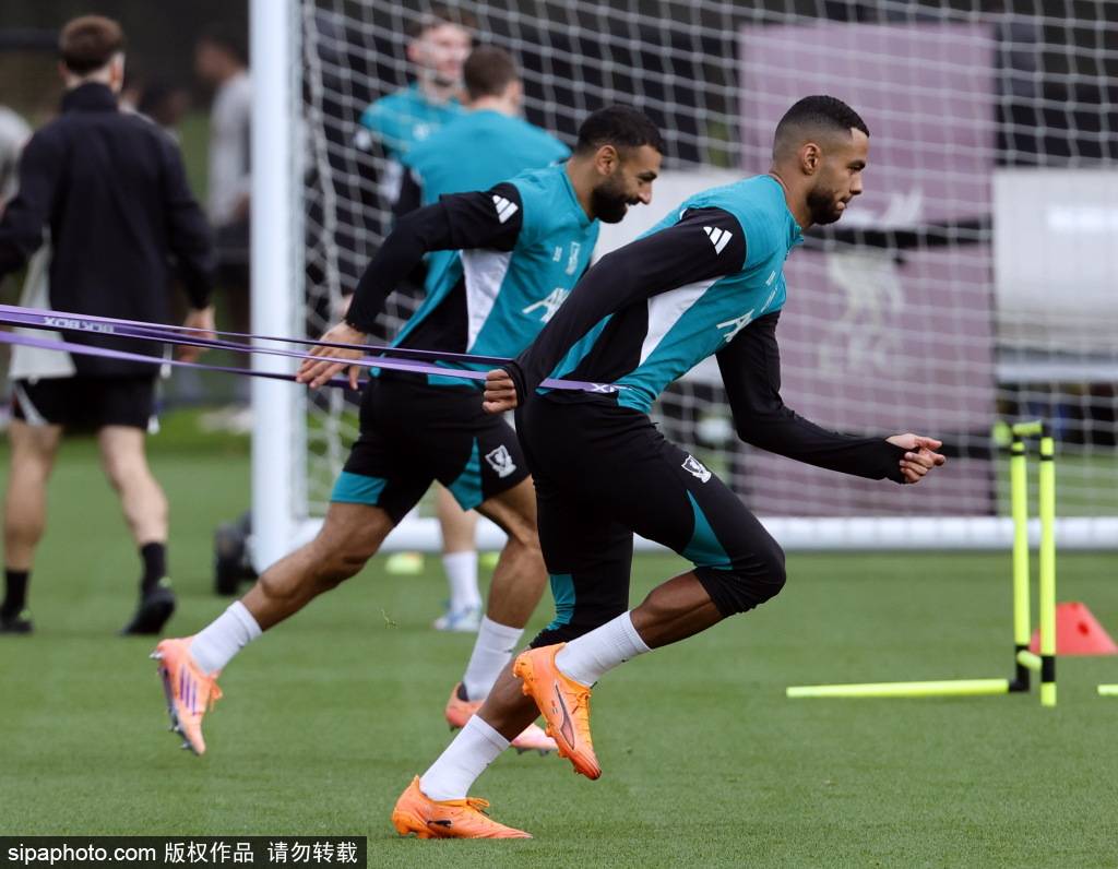 欧冠足球赛_卡雷拉斯的完美防守：主防萨拉赫的成功之道与数据解析