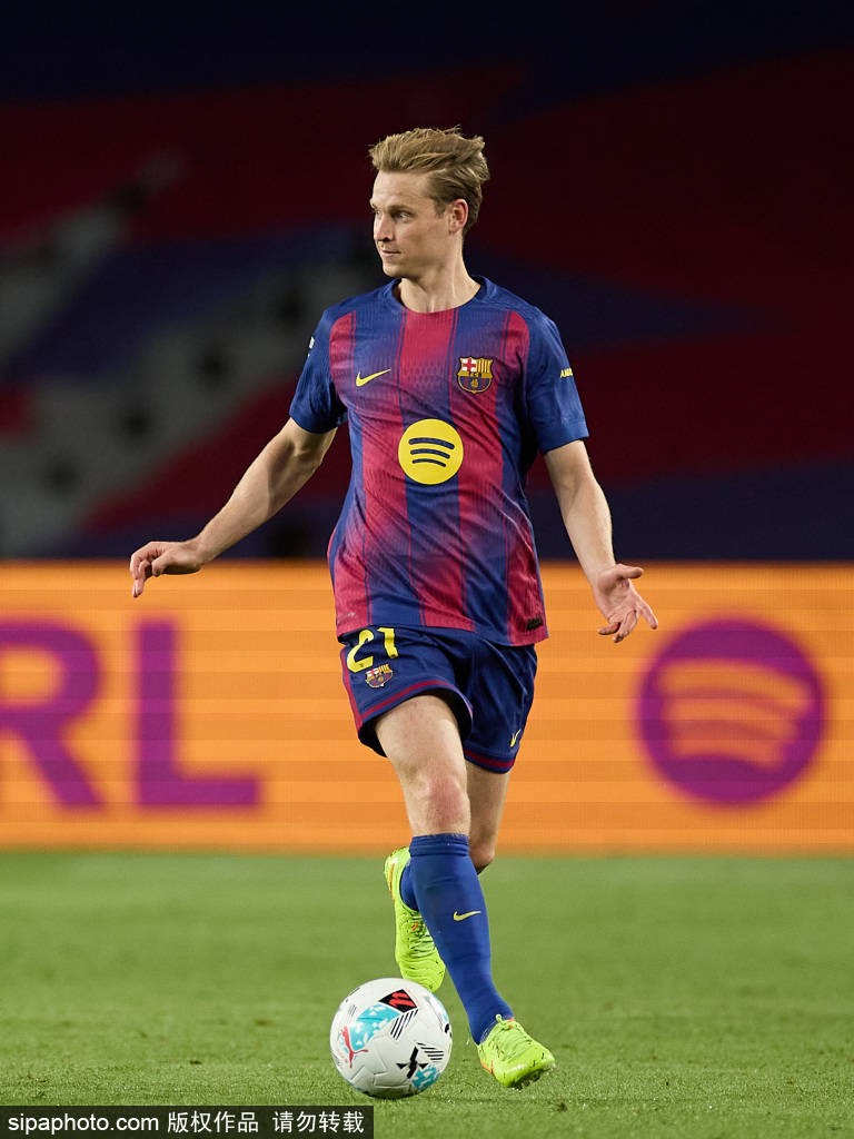 皇冠信用網会员开户_梅西突访巴萨旧主场皇冠信用網会员开户，球员集体点赞！回归悬念引发热议