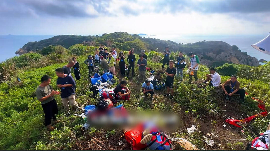 皇冠信用网押金多少
_浙江瑞安“荒野求生”挑战赛被曝投喂选手、内定获奖者等问题 主办方回应|封面头条