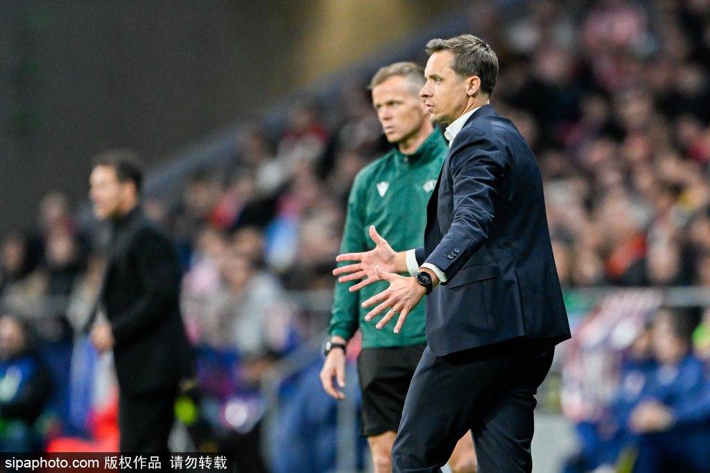 皇冠信用网代理怎么申请_大连英博输了比赛皇冠信用网代理怎么申请，却赢了尊重，6万人的主场为中超收官战挣脸面