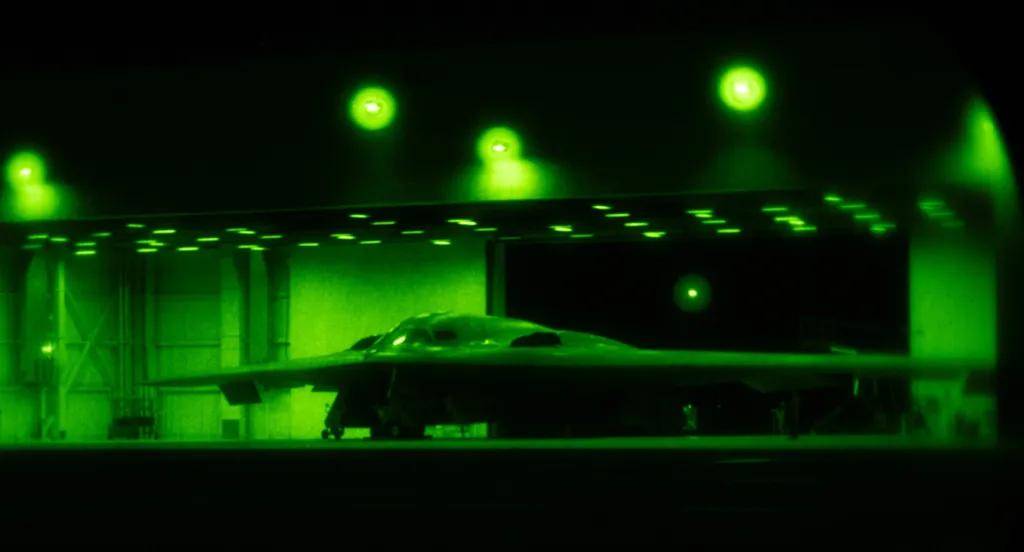 皇冠信用网注册账号_美媒：想让B-21深入中俄腹地皇冠信用网注册账号，自由出入肆意轰炸，100架远远不够