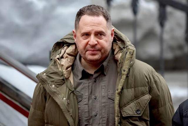 皇冠2登录welcome_外媒：乌克兰反腐机构对乌总统办公室主任展开搜查行动