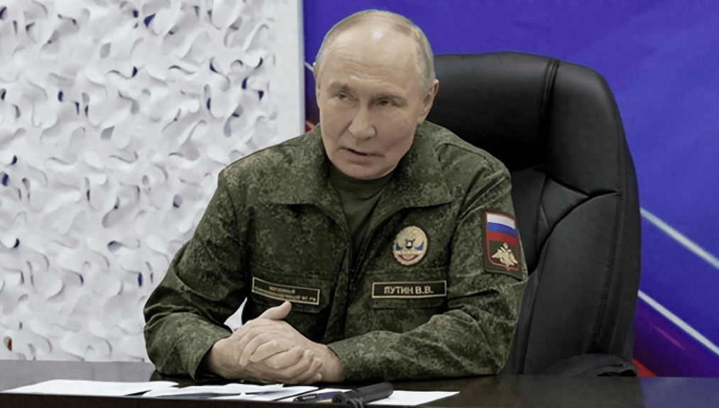 皇冠信用盘正网
_普京开出停战条件皇冠信用盘正网
,美乌都没有想到!前线乌军已经崩溃,不得不举起白旗