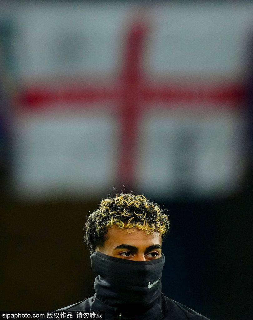 皇冠信用网登3代理
_切尔西的坚韧与挑战:少打一人也能逼平阿森纳皇冠信用网登3代理
,昔日惨败曼联的反思