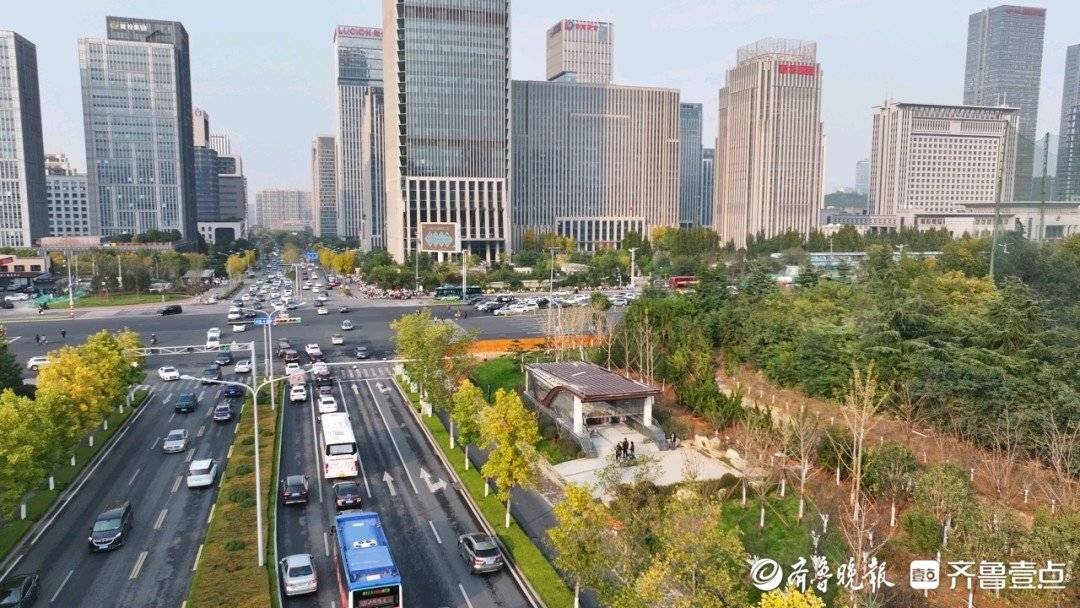 皇冠信用网占成代理
_济南地铁施工围挡集中“退场”皇冠信用网占成代理
,4、6号线已退围超一百万平方米