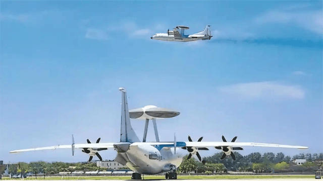 厄瓜多尔足球
_东海之上厄瓜多尔足球
,“不速之客”挂弹来袭!中国战机逼近百米对峙20分钟