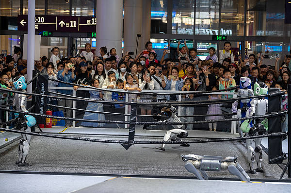 皇冠体育App下载_澳媒感叹：中国过去试图追赶西方皇冠体育App下载，现在赶上了，但西方未来可能赶不上中国