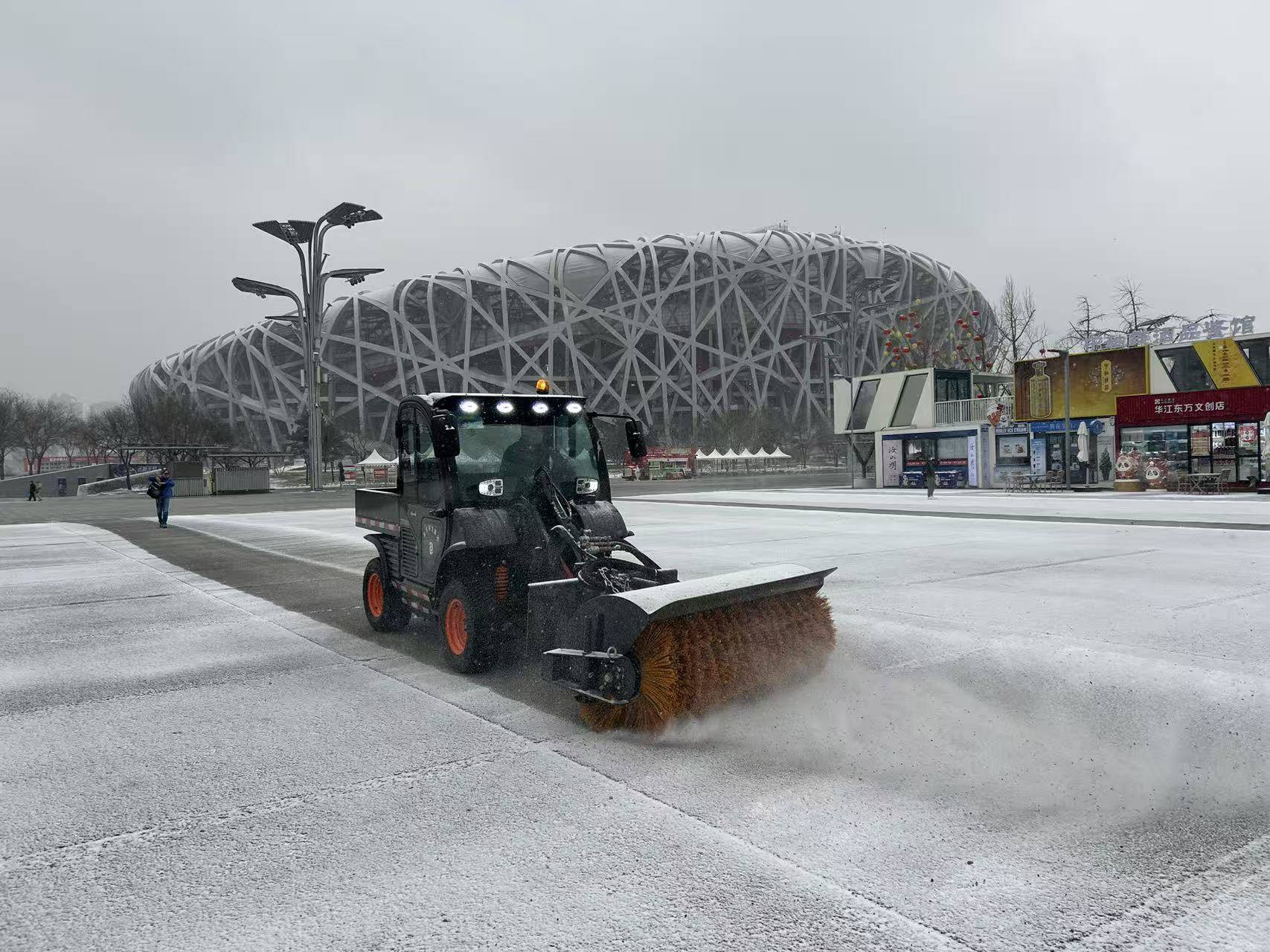 如何申请皇冠信用网_北京迎今冬初雪 多部门积极应对