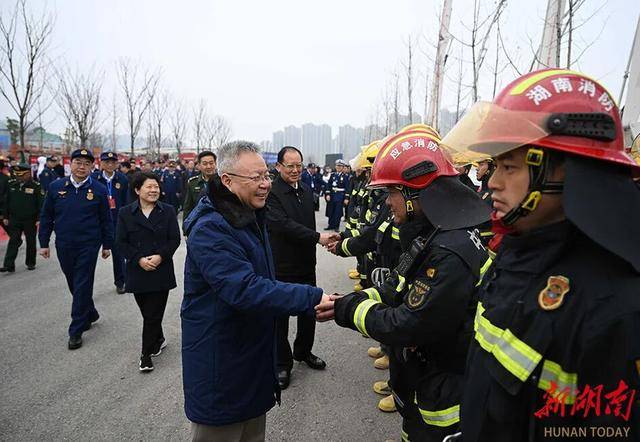 皇冠信用平台出租出售_湖南省委书记、省长皇冠信用平台出租出售,观摩全省高层建筑灭火救援综合演练