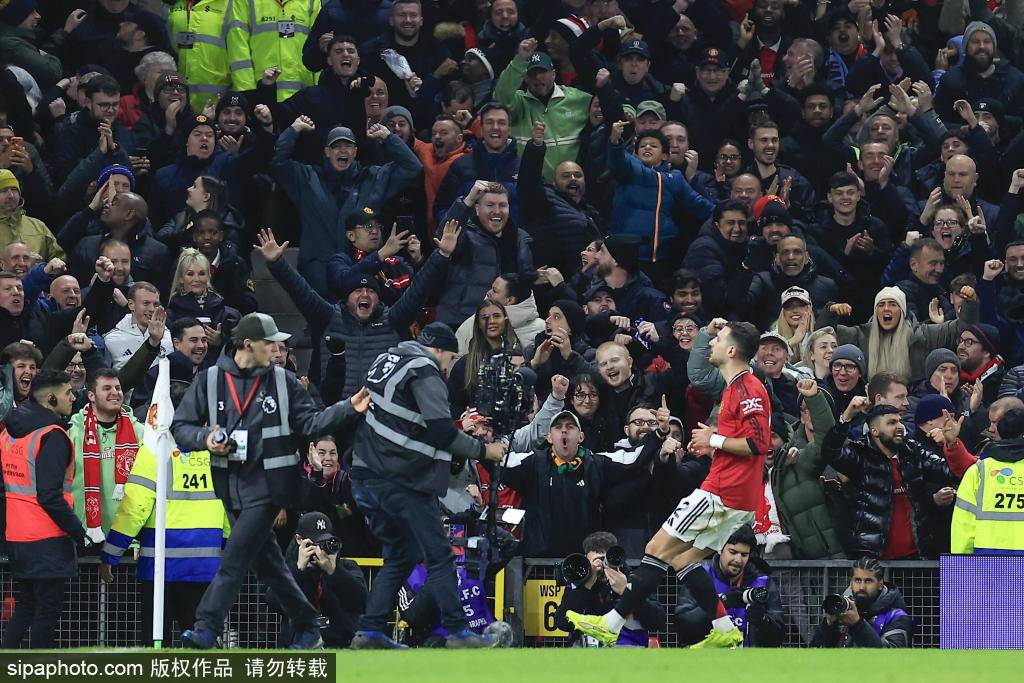 世界杯皇冠代理平台_曼联新星艾登-海文崛起：阿莫林的防守新核心