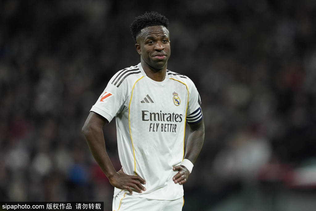 皇冠信用登3代理_C罗25年41球收官皇冠信用登3代理,生涯年度最多进球13年在皇马69球,明年进几个?