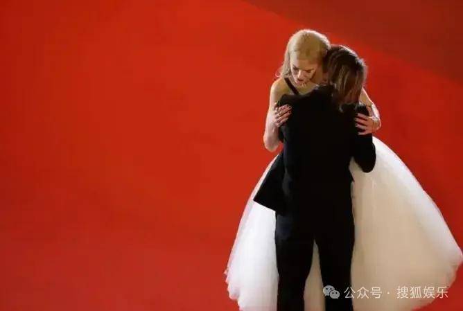 皇冠足球平台申请_终究还是离婚了皇冠足球平台申请!这样的结果已经算体面了吧!