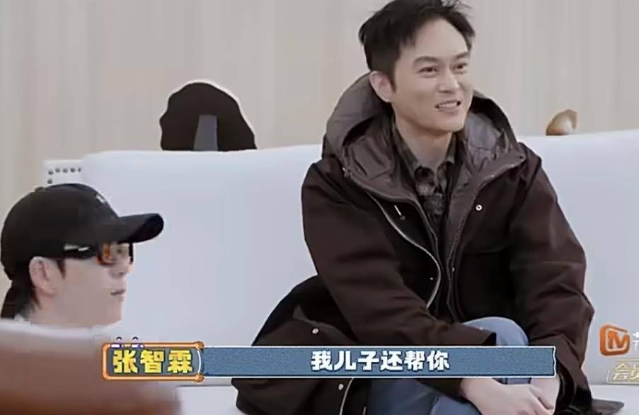 皇冠信用平台出租出售_张智霖、袁咏仪的儿子在《歌手2025》实习时给陈楚生做过“光替”皇冠信用平台出租出售,张智霖骄傲告诉陈楚生:儿子是学音乐的,乐器、创作、编曲都会,“比我厉害”