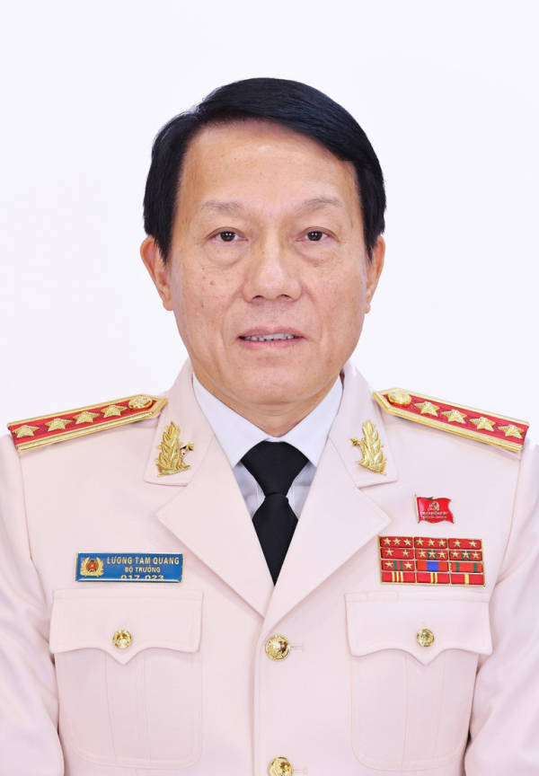 世界杯皇冠平台_越共第十四届中央政治局成员名单公布