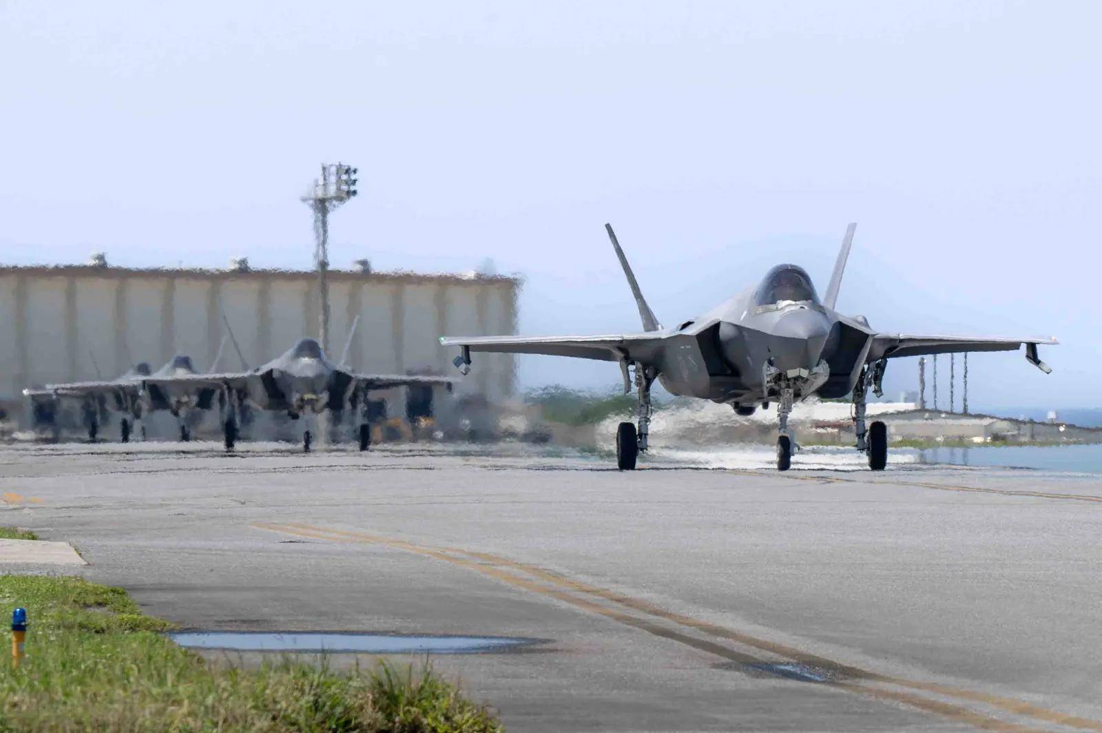 皇冠信用网申请_F35被苏30锁定获官方证实皇冠信用网申请,中国空军压倒性优势,F35暴露致命弱点
