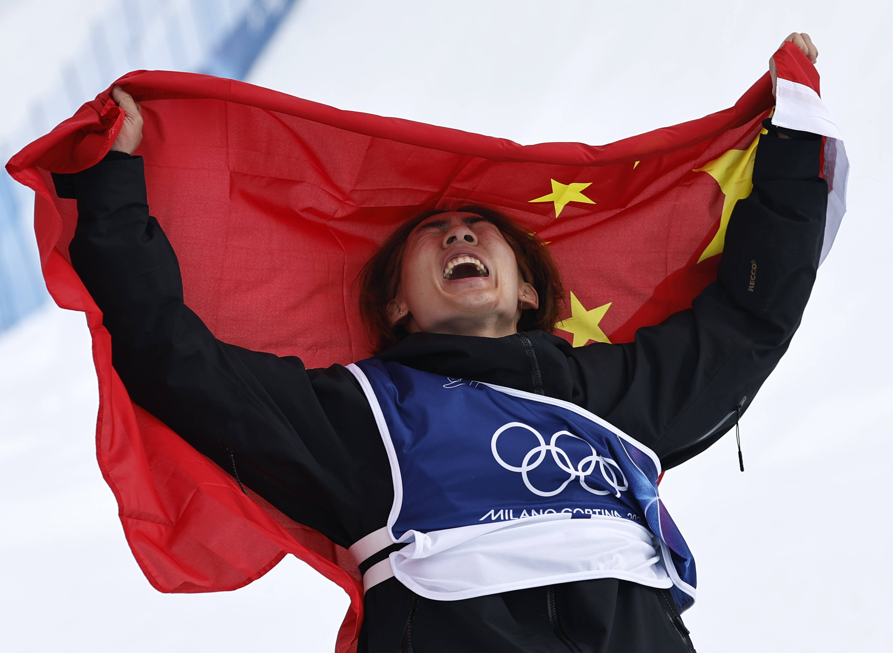 皇冠足球管理平台出租_中国首金皇冠足球管理平台出租!单板滑雪男子坡面障碍技巧 苏翊鸣夺冠
