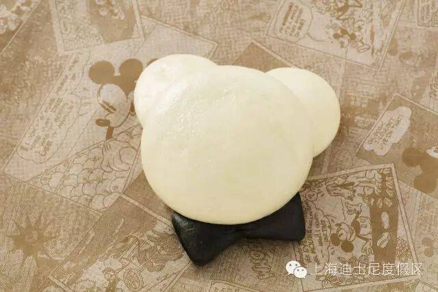 信用网怎么开户_上海迪士尼十周年限定“米妮蒸包”一份70元引争议信用网怎么开户，实物为三个包子搭配薯片