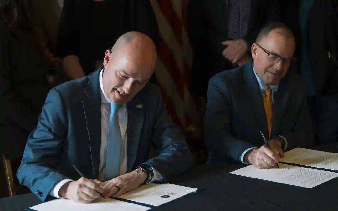 皇冠信用网在哪里开通_百年基业被特朗普扬皇冠信用网在哪里开通了：50+机构、几十年研究全没了